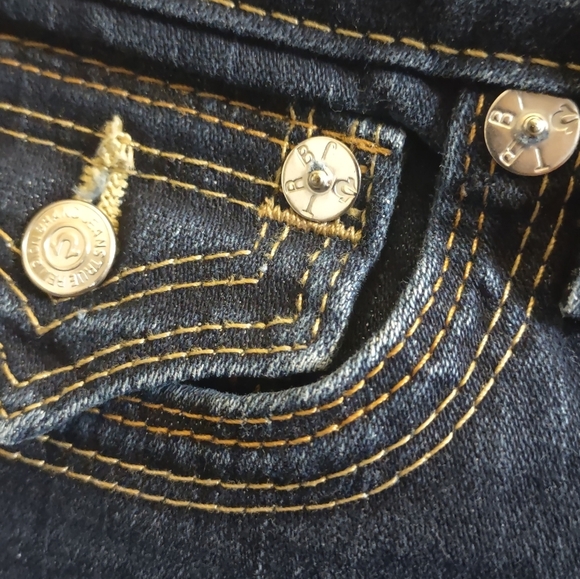 True Religion Straight Cut Jean's| 28 - Picture 6 of 7